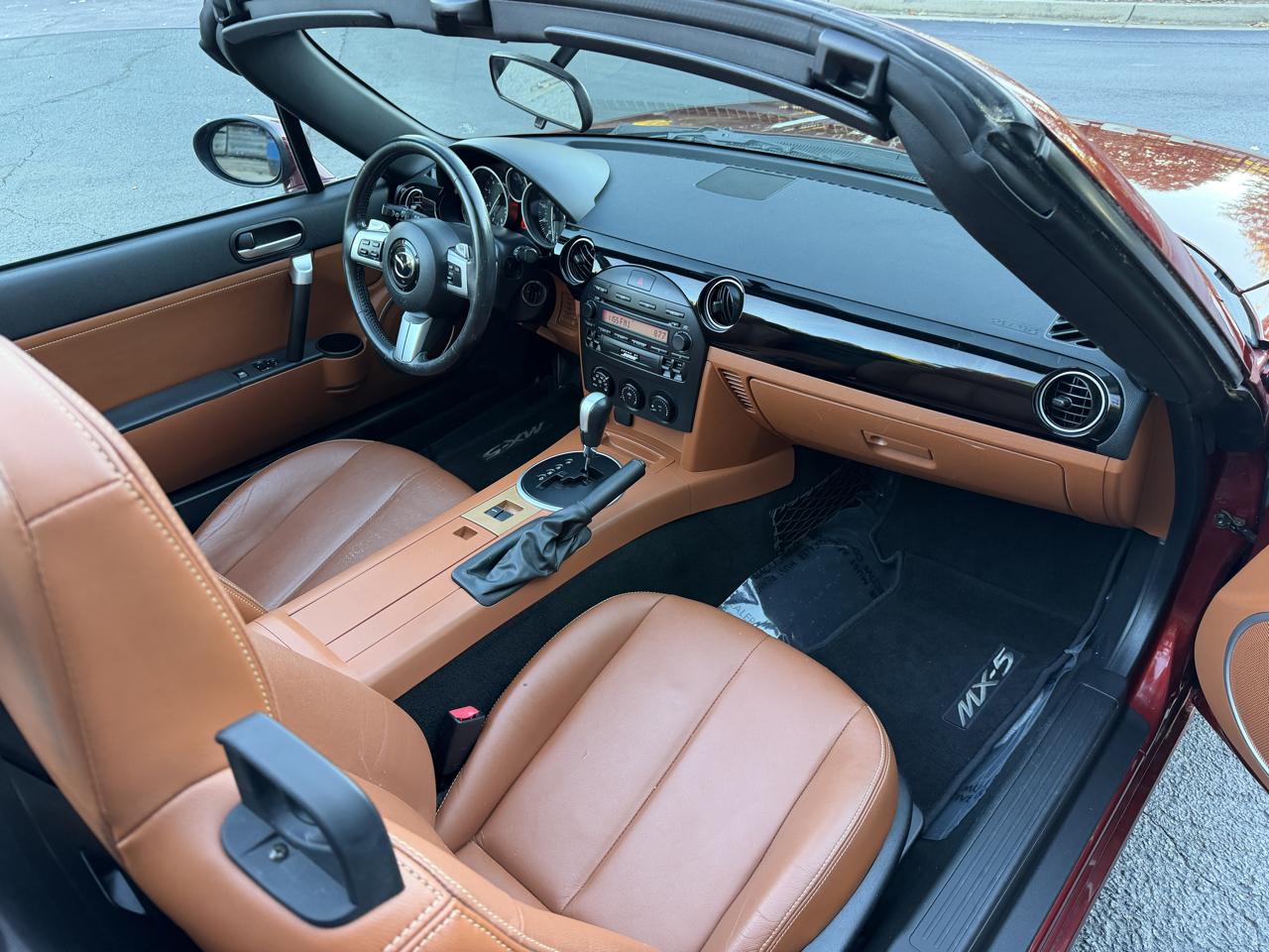 Mazda MX-5 Miata Grand Touring 2006