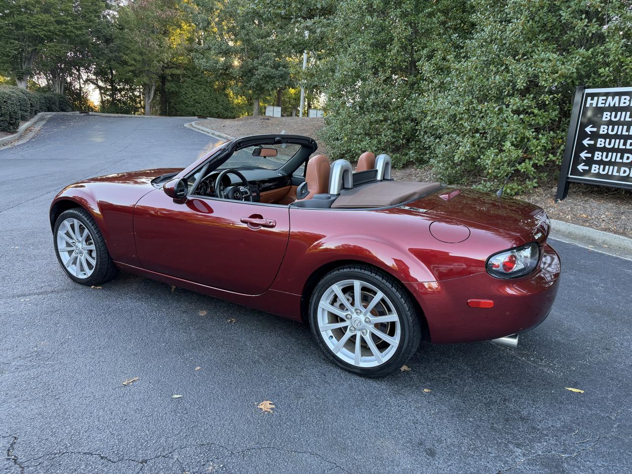 Mazda MX-5 Miata Grand Touring 2006