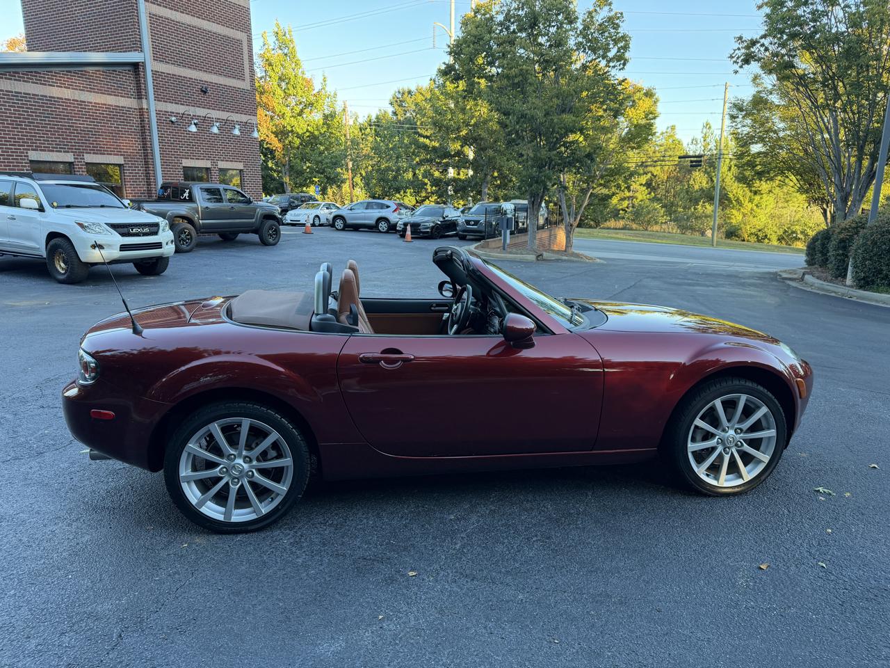 Mazda MX-5 Miata Grand Touring 2006