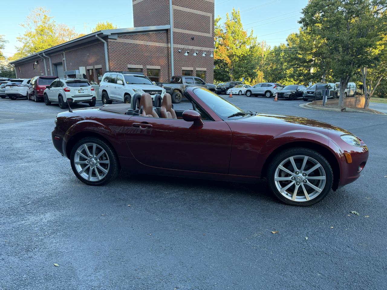 Mazda MX-5 Miata Grand Touring 2006