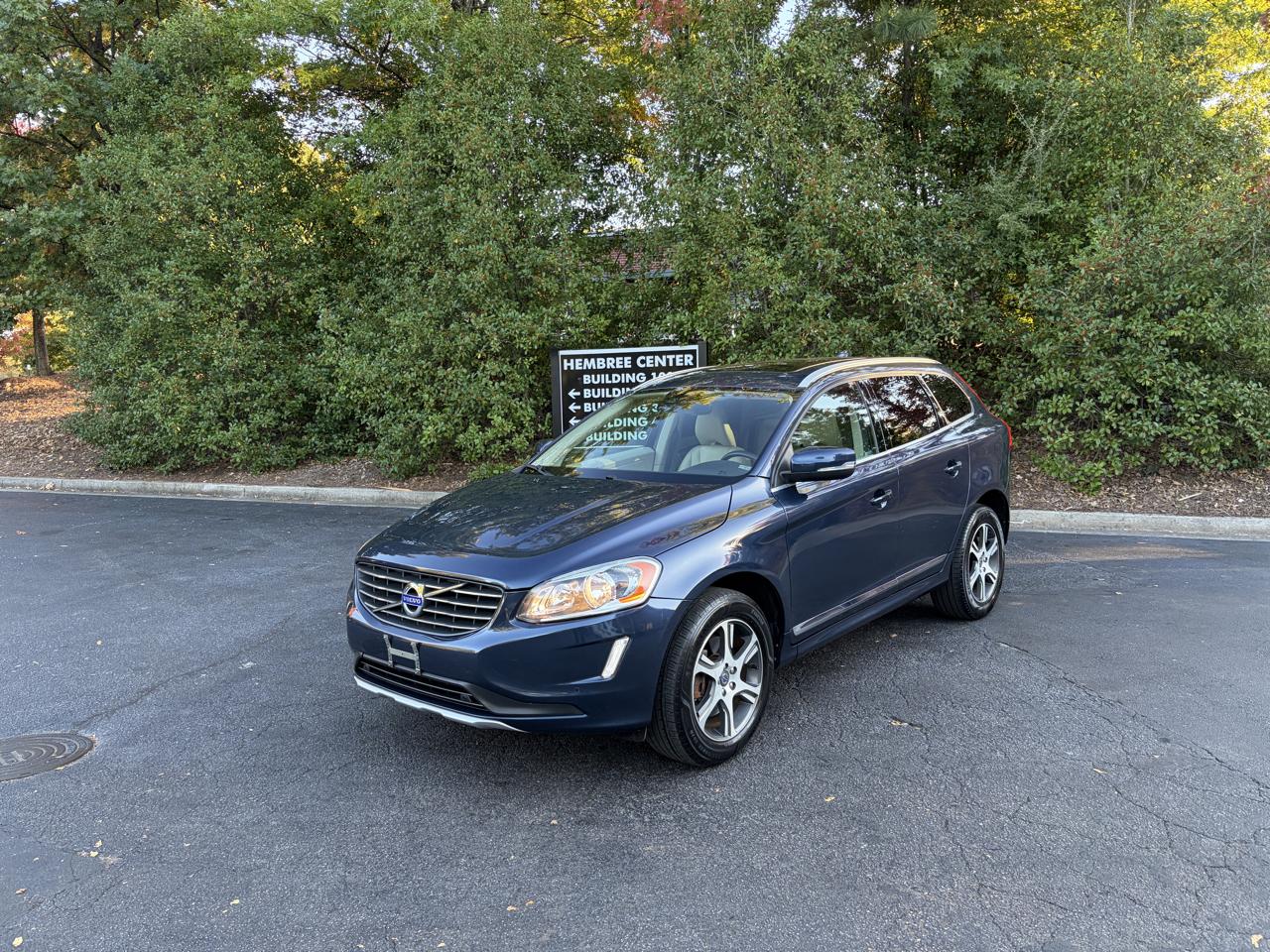 Volvo XC60 photo 3