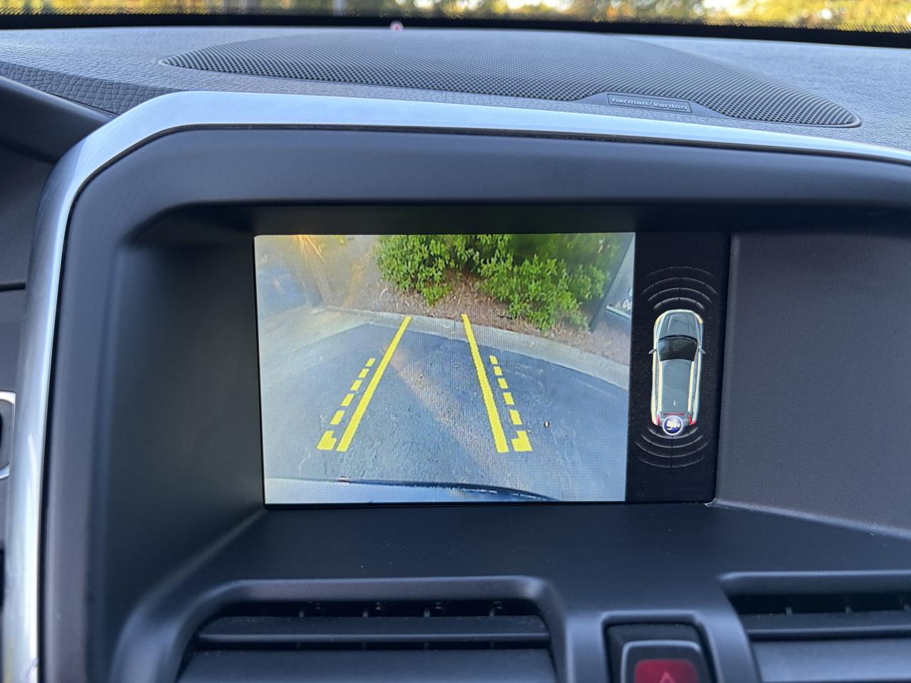 Volvo XC60 photo 19