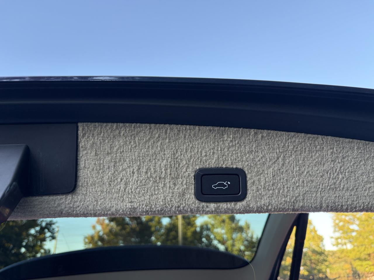 Volvo XC60 photo 34