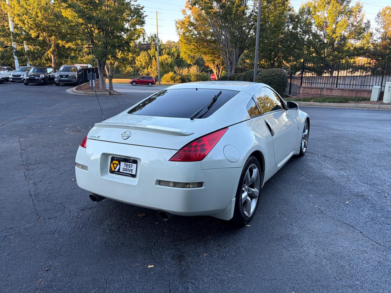 Nissan 350Z Base 2008