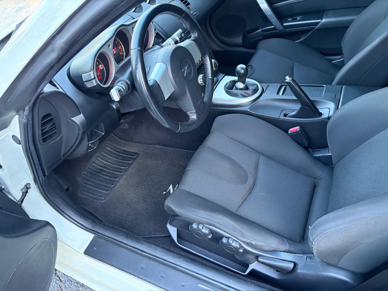 Nissan 350Z Base 2008