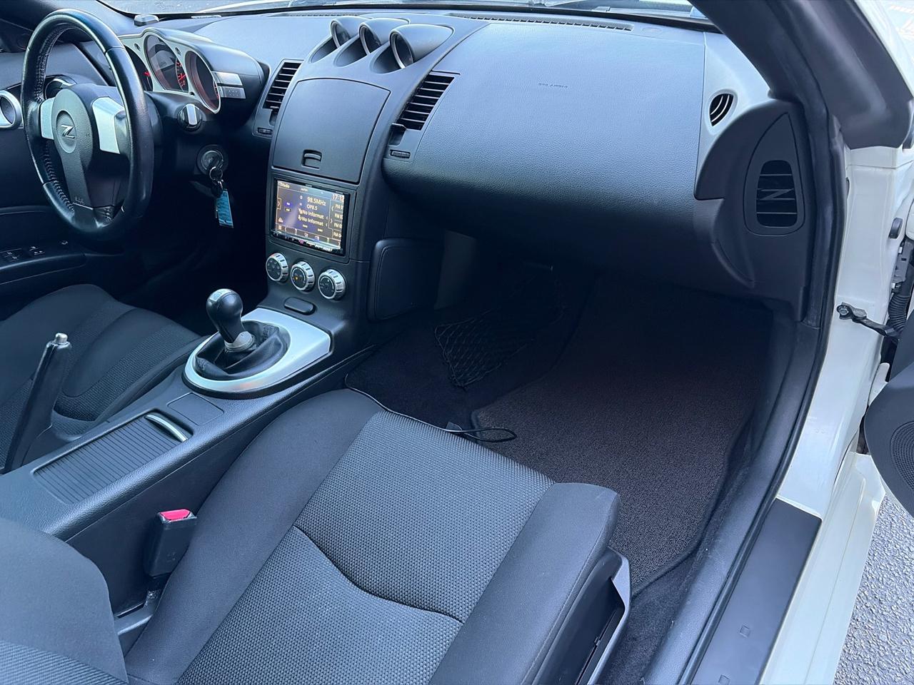 Nissan 350Z Base 2008