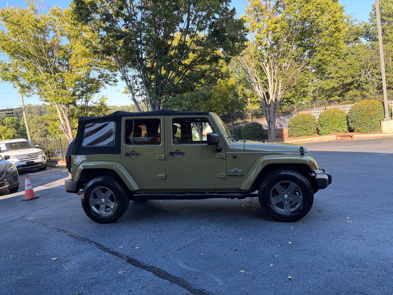 Jeep Wrangler Unlimited Sport 4WD 2013