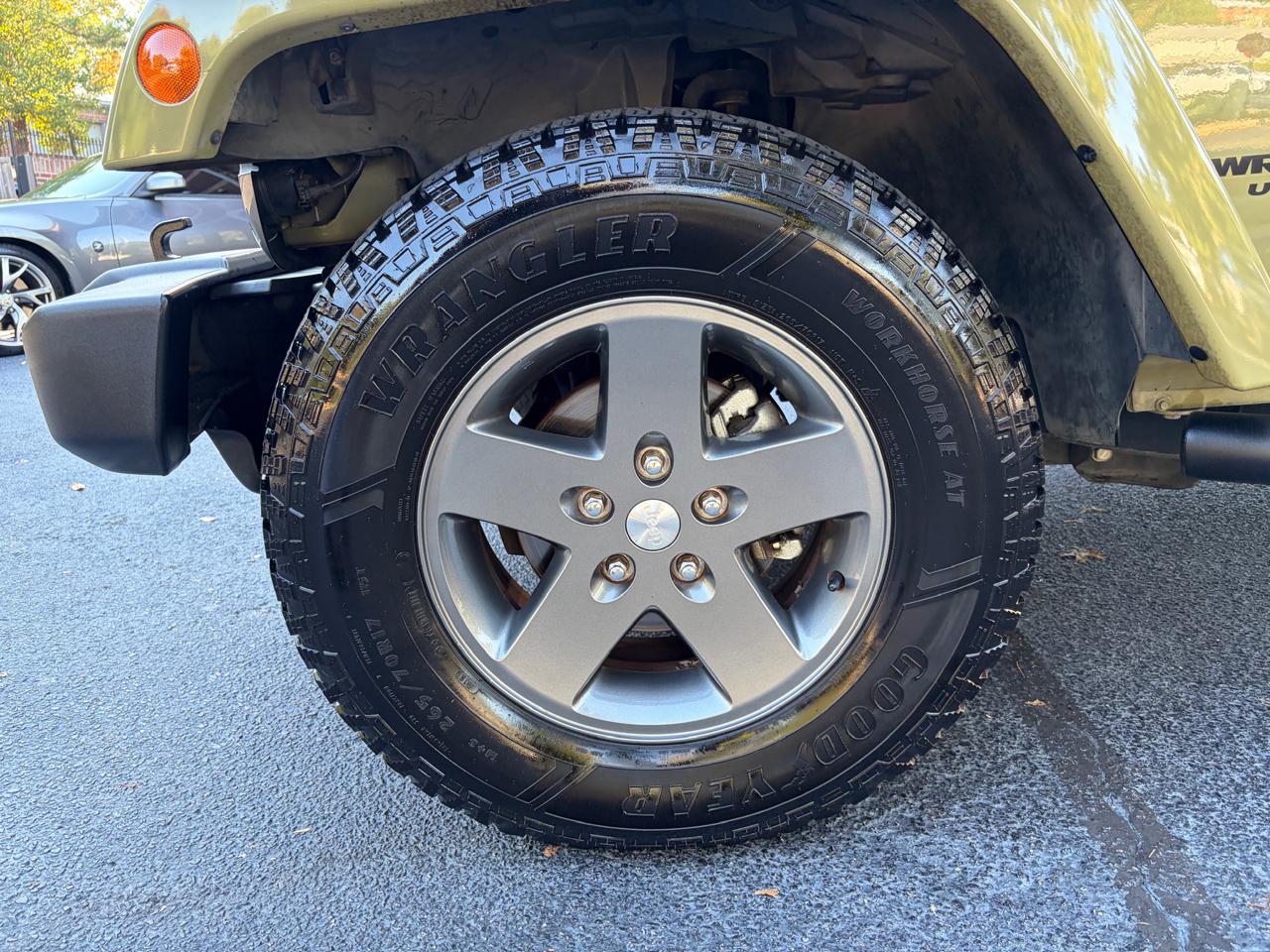 Jeep Wrangler Unlimited Sport 4WD 2013
