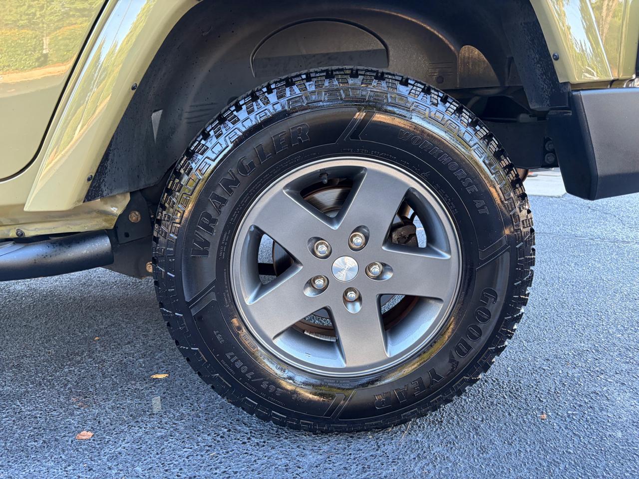 Jeep Wrangler Unlimited Sport 4WD 2013