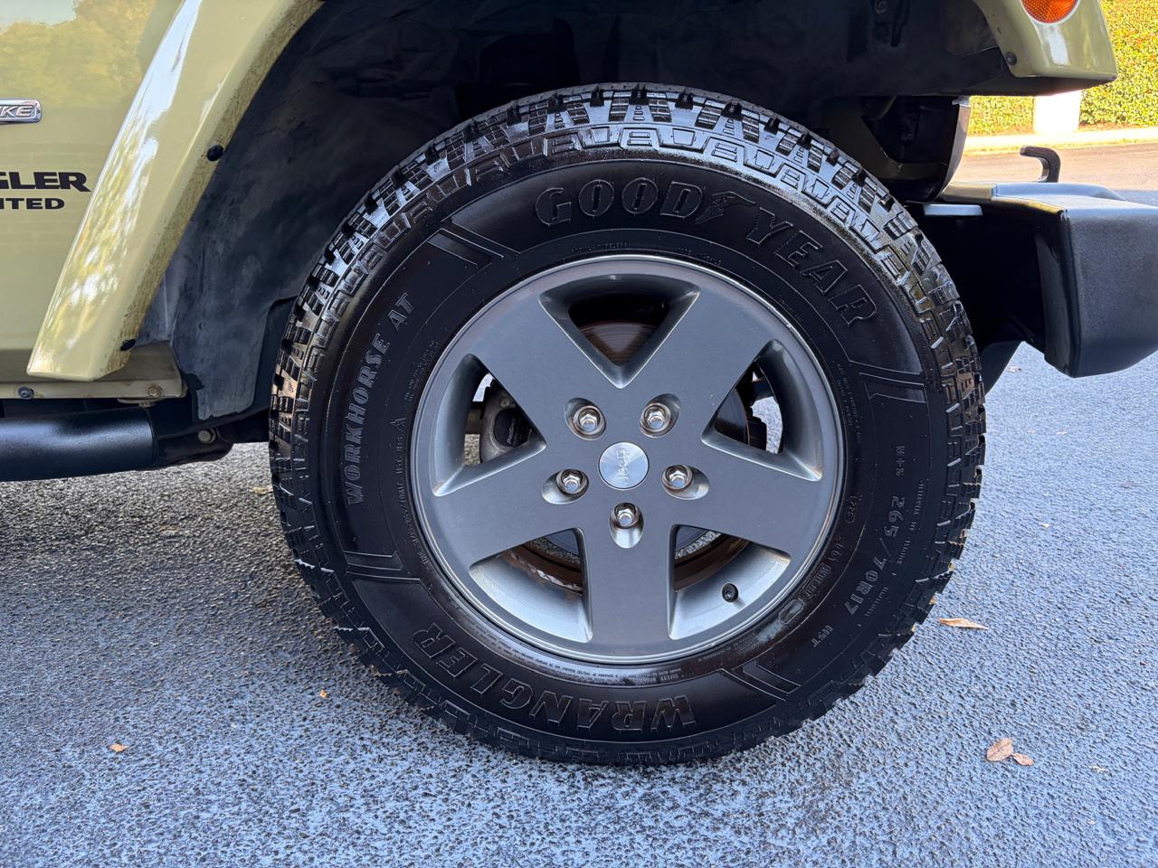 Jeep Wrangler Unlimited Sport 4WD 2013