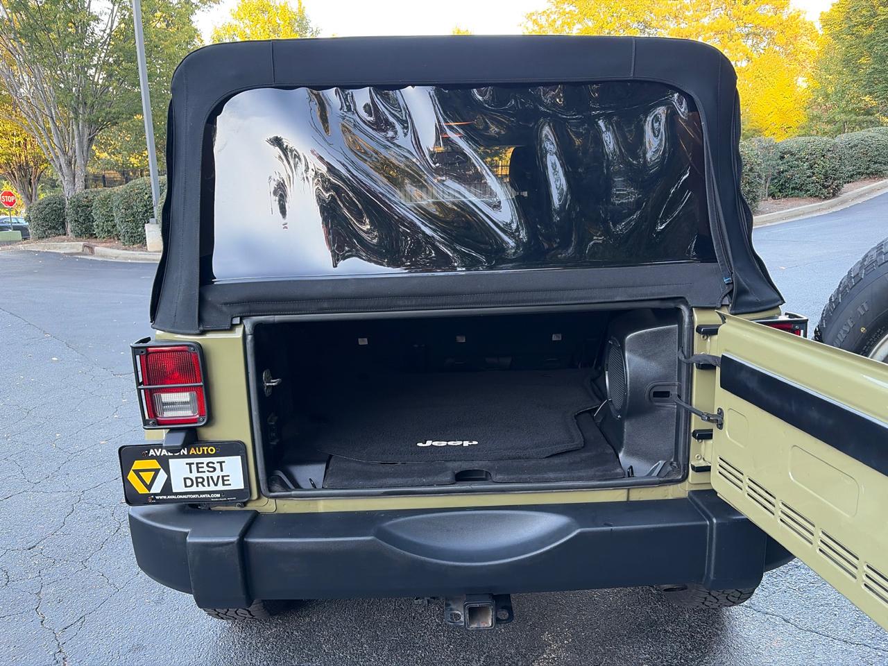 Jeep Wrangler Unlimited Sport 4WD 2013