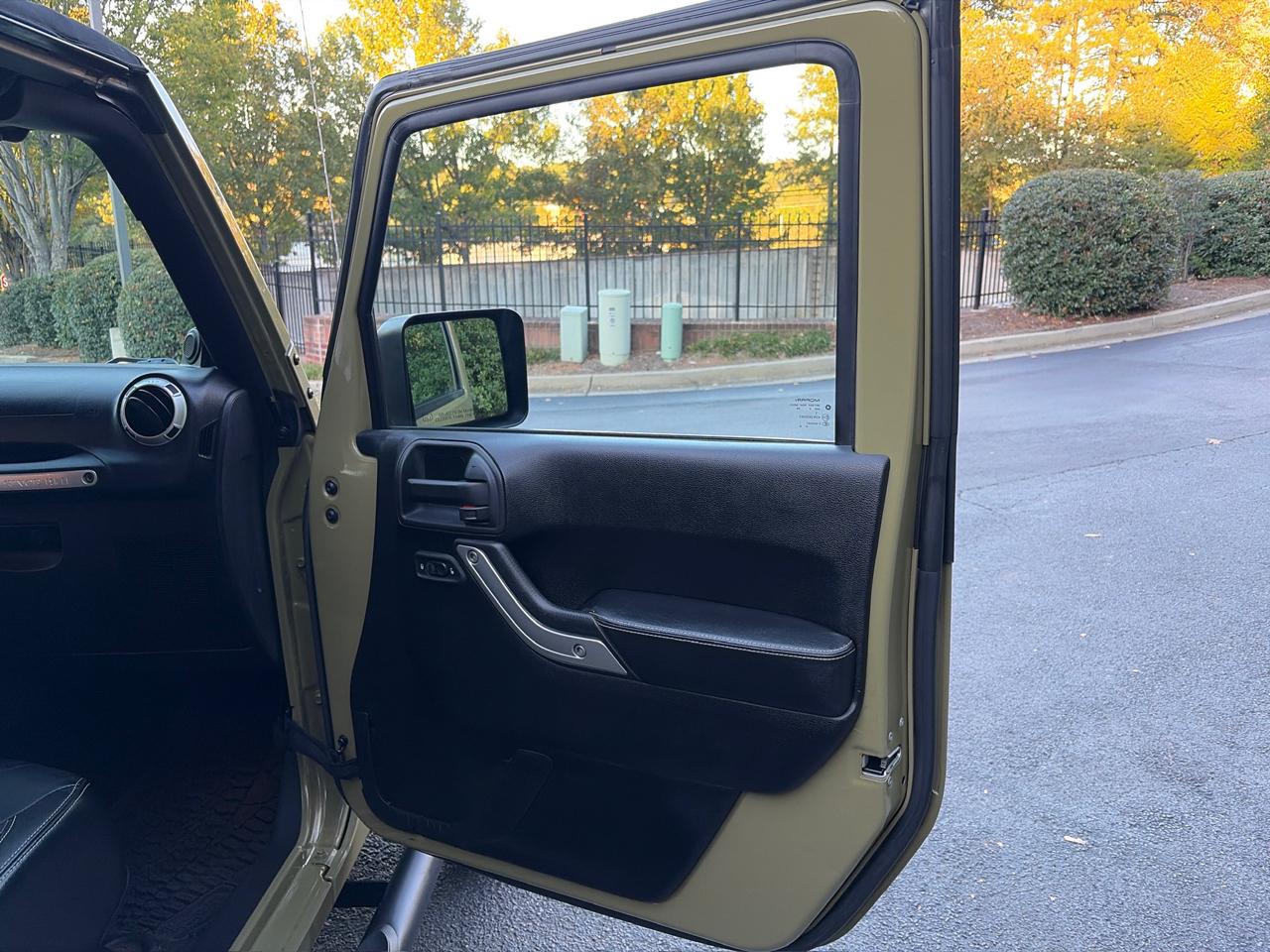 Jeep Wrangler Unlimited Sport 4WD 2013