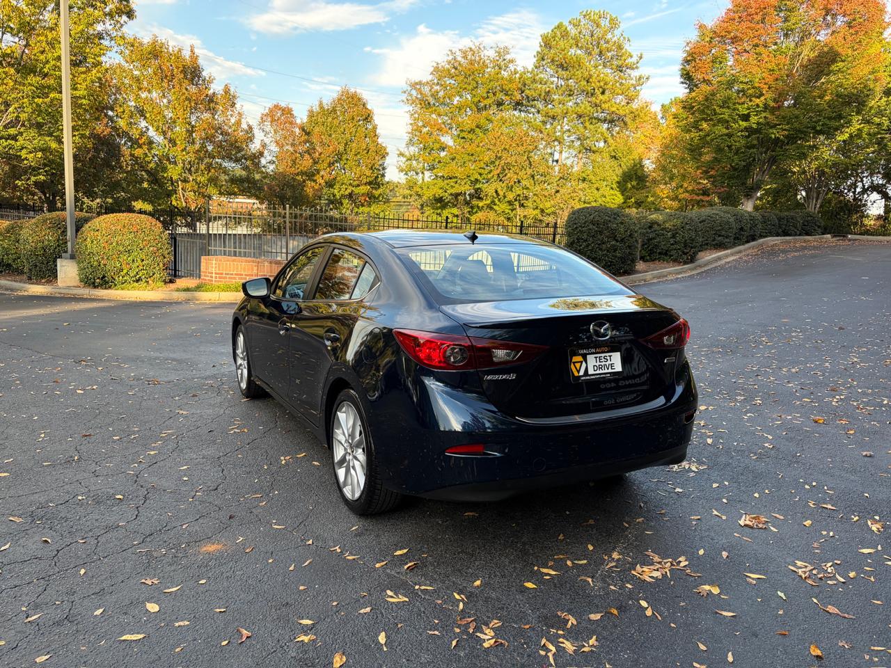Mazda MAZDA3 s Grand Touring AT 4-Door 2017