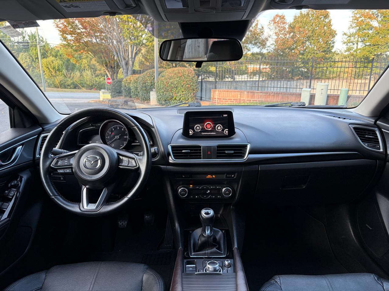 Mazda MAZDA3 s Grand Touring AT 4-Door 2017
