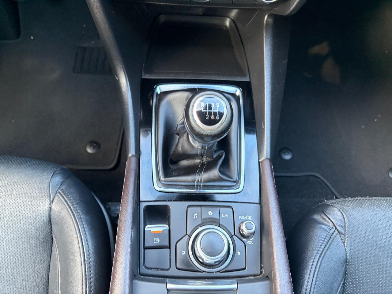 Mazda MAZDA3 s Grand Touring AT 4-Door 2017