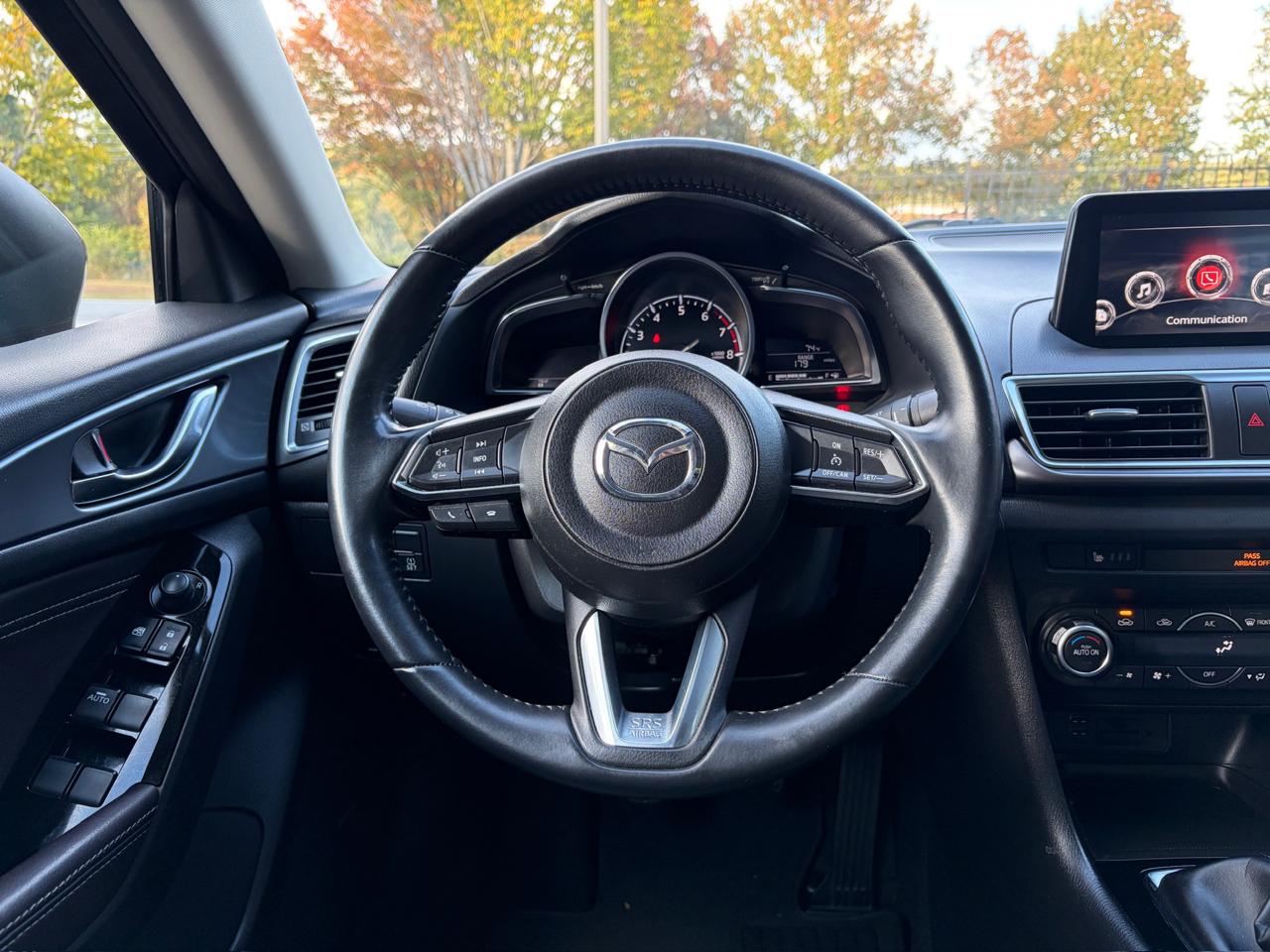 Mazda MAZDA3 s Grand Touring AT 4-Door 2017