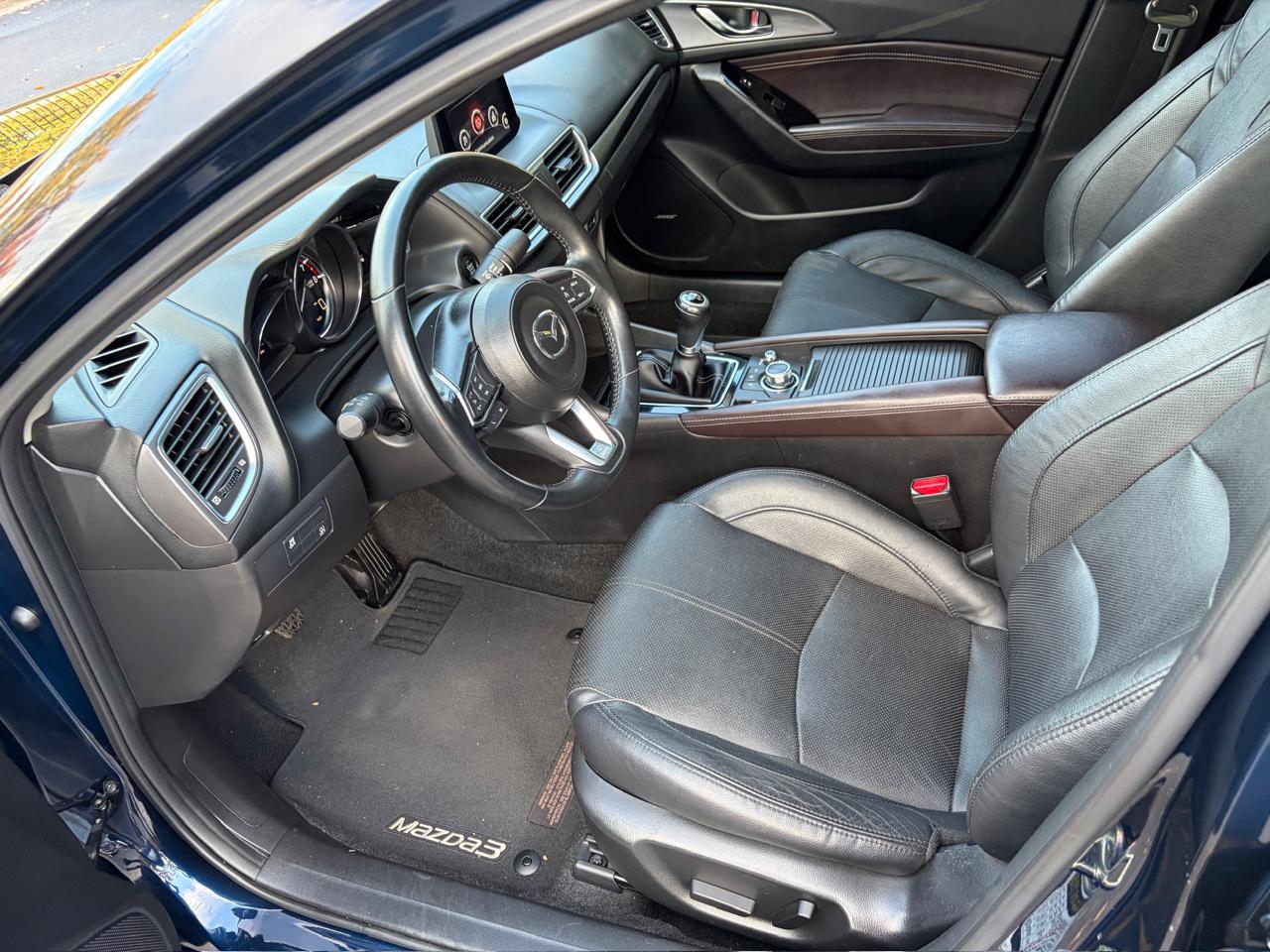 Mazda MAZDA3 s Grand Touring AT 4-Door 2017