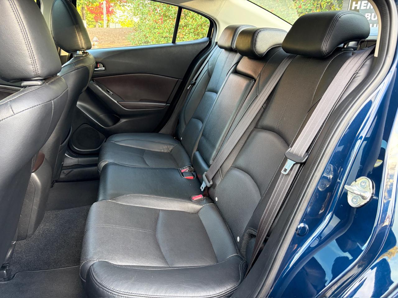 Mazda MAZDA3 s Grand Touring AT 4-Door 2017