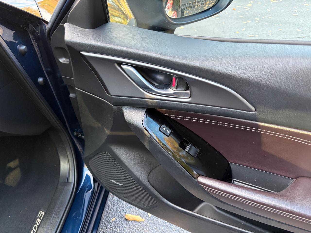 Mazda MAZDA3 s Grand Touring AT 4-Door 2017