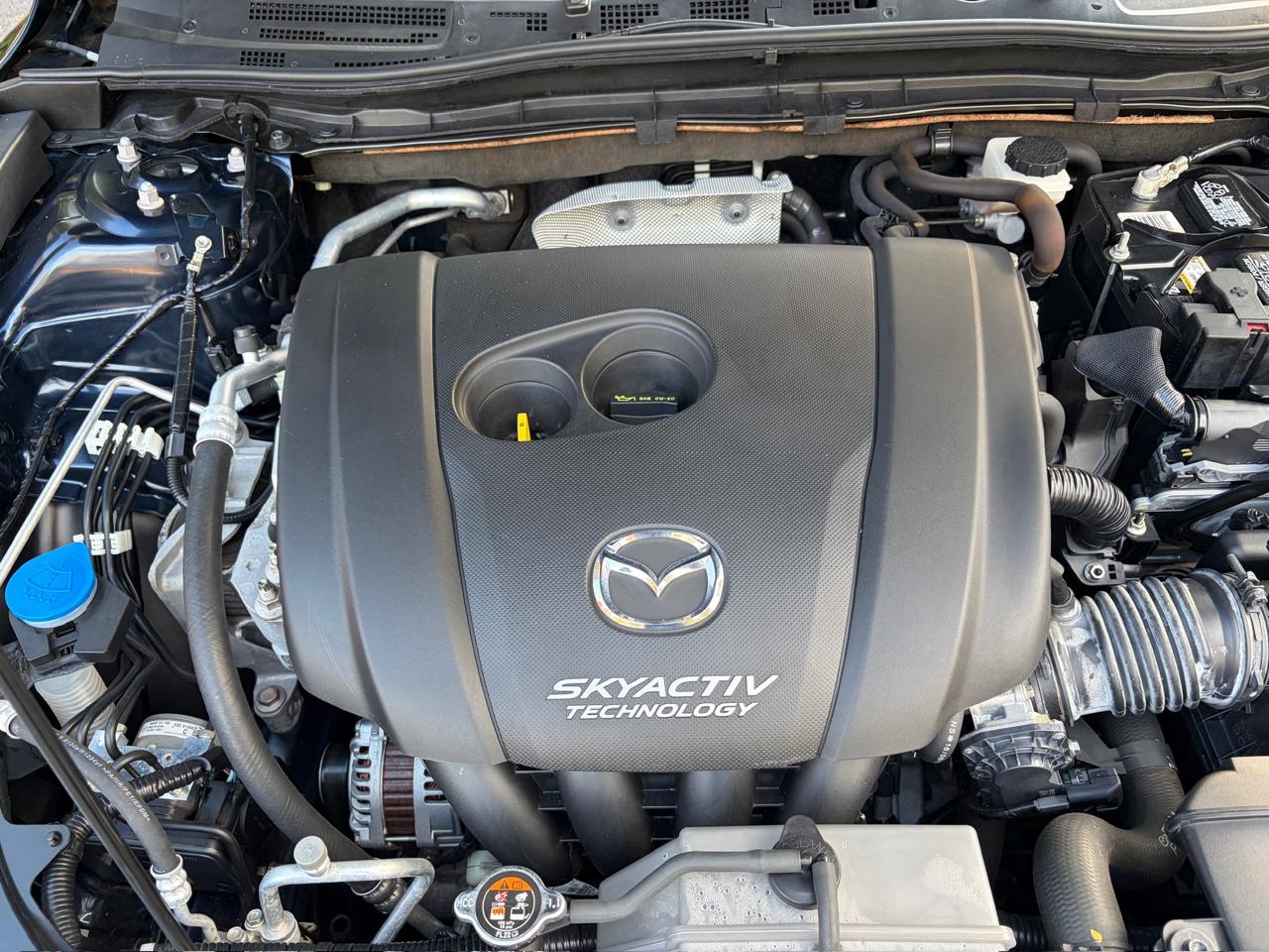 Mazda MAZDA3 s Grand Touring AT 4-Door 2017