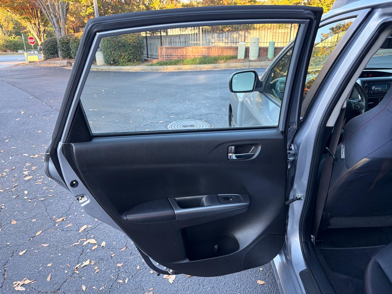 Subaru Impreza WRX 5-Door 2012