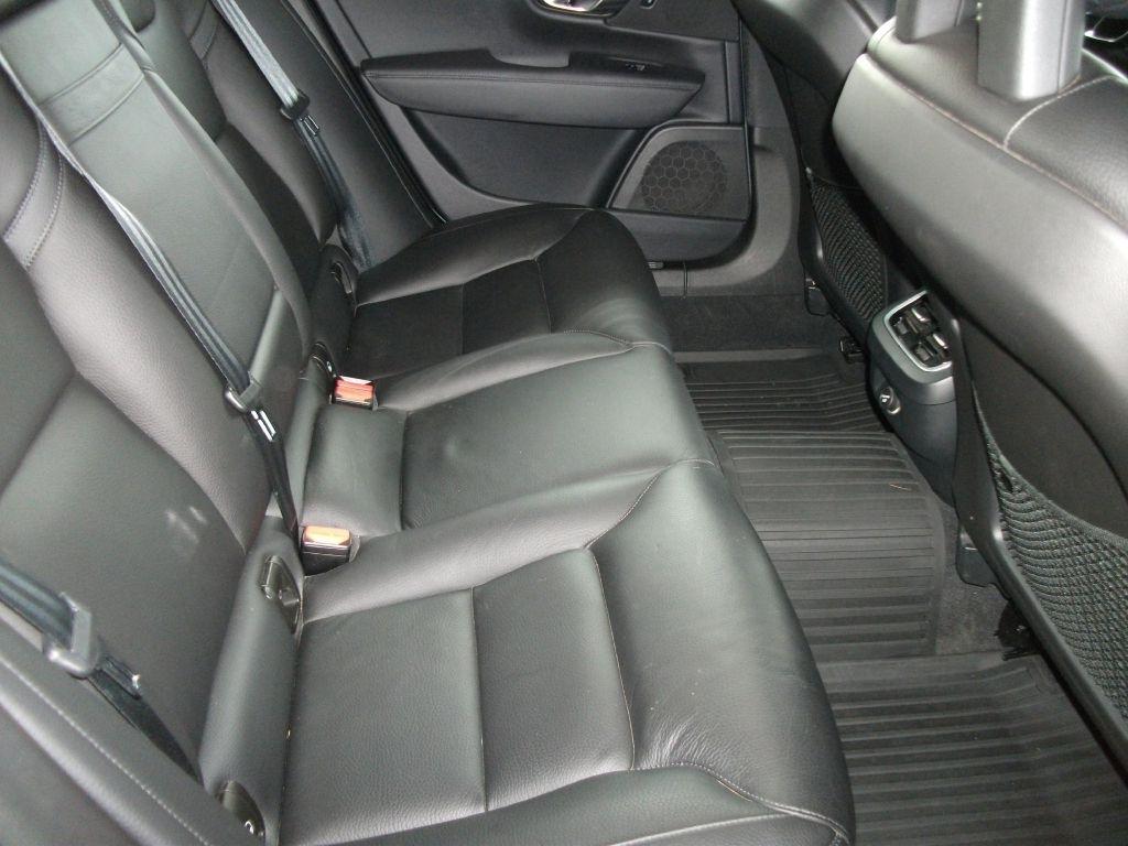 Volvo S90 T5 Momentum 2017