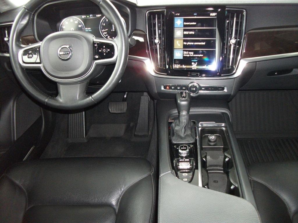 Volvo S90 T5 Momentum 2017
