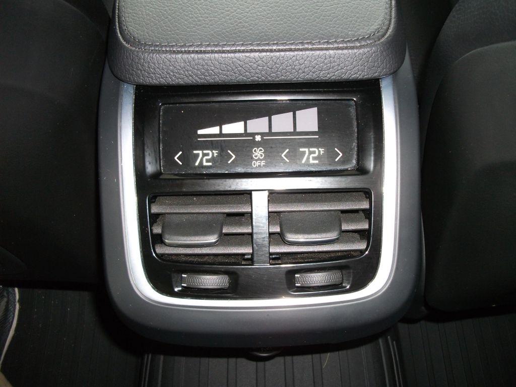 Volvo S90 T5 Momentum 2017