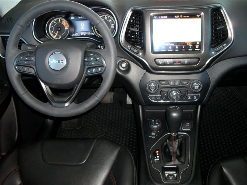 Jeep Cherokee Trailhawk 4WD 2023 Jeep Cherokee Trailhawk 4WD 2023