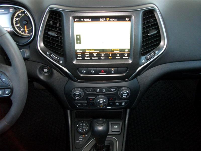 Jeep Cherokee Trailhawk 4WD 2023 Jeep Cherokee Trailhawk 4WD 2023