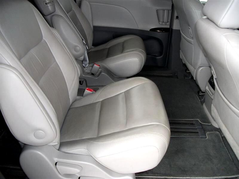 Toyota Sienna XLE 2019 Toyota Sienna XLE 2019