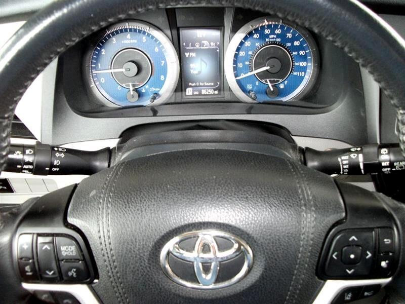 Toyota Sienna XLE 2019 Toyota Sienna XLE 2019