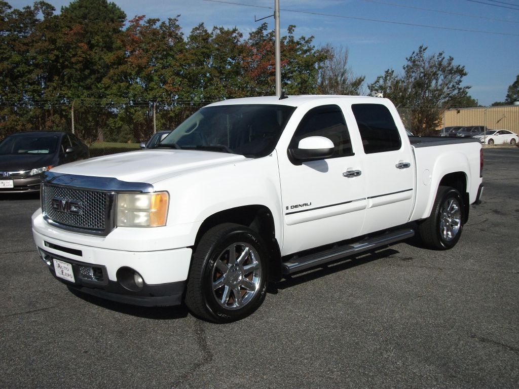 GMC Sierra 1500 Denali Crew Cab 2WD 2009 GMC Sierra 1500 Denali Crew Cab 2WD 2009