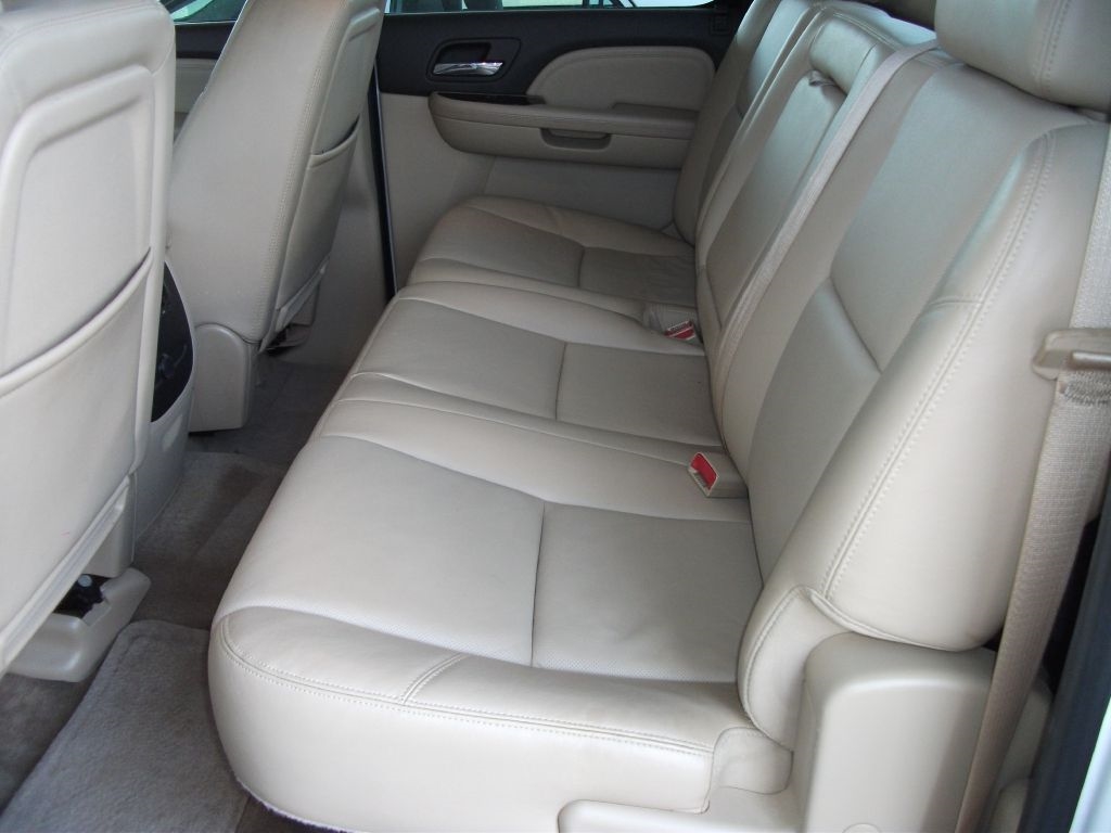 GMC Sierra 1500 Denali Crew Cab 2WD 2009 GMC Sierra 1500 Denali Crew Cab 2WD 2009