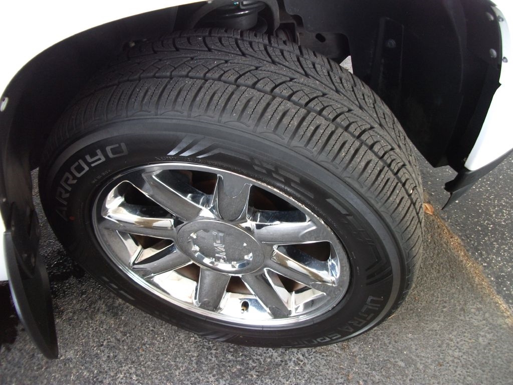 GMC Sierra 1500 Denali Crew Cab 2WD 2009 GMC Sierra 1500 Denali Crew Cab 2WD 2009