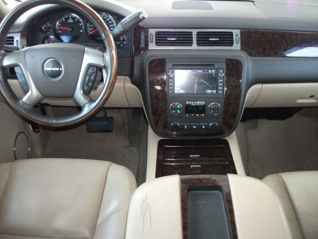 GMC Sierra 1500 Denali Crew Cab 2WD 2009 GMC Sierra 1500 Denali Crew Cab 2WD 2009