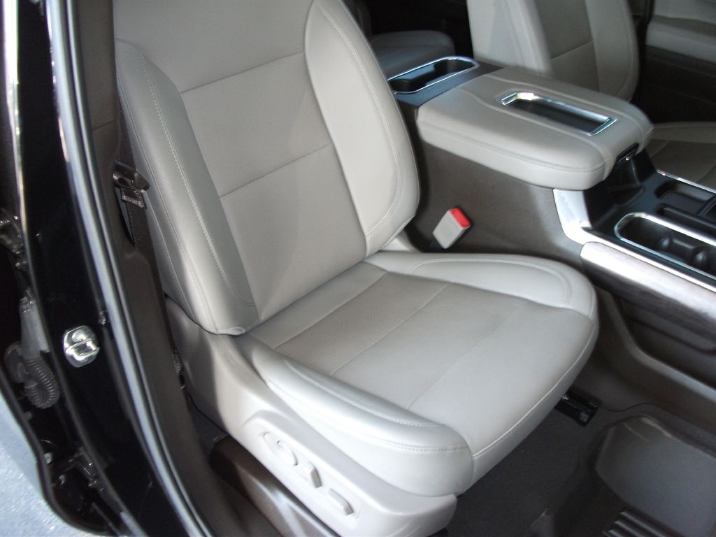 Chevrolet Silverado 1500 LTZ Crew Cab 4WD 2022