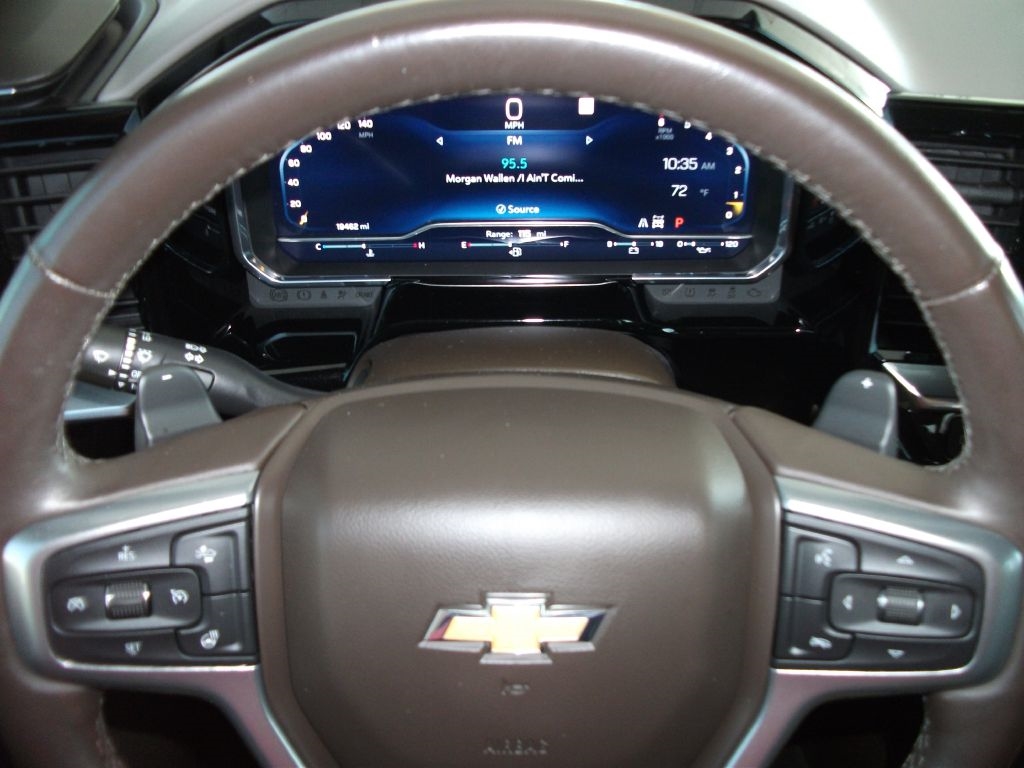 Chevrolet Silverado 1500 LTZ Crew Cab 4WD 2022