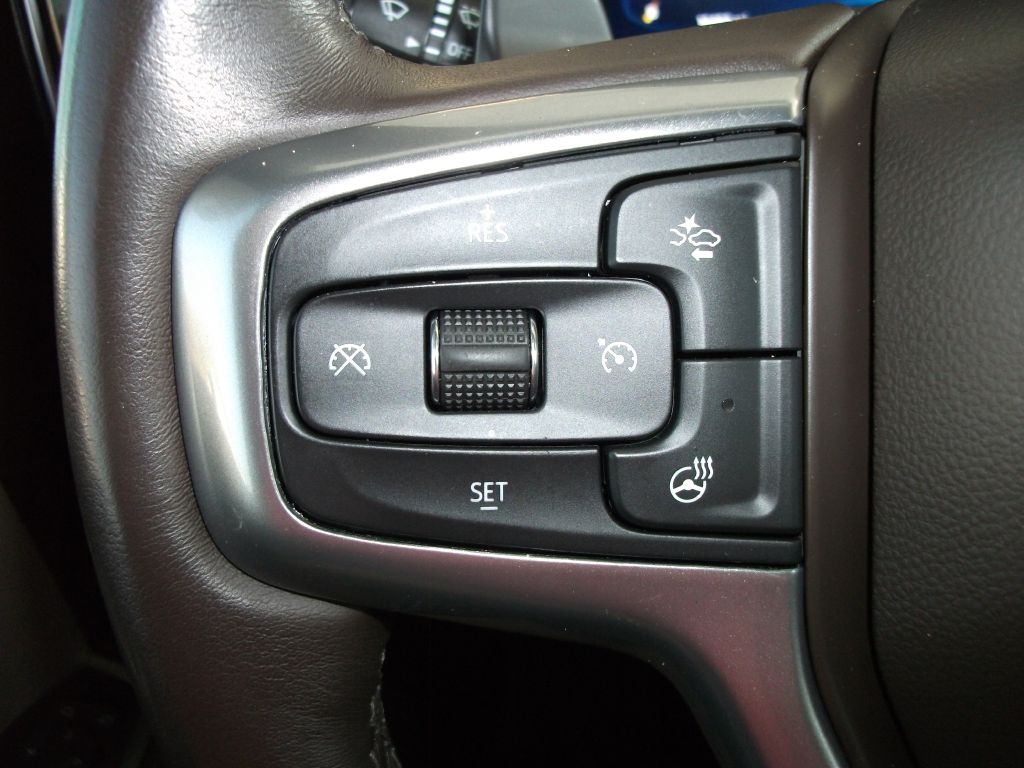 Chevrolet Silverado 1500 LTZ Crew Cab 4WD 2022