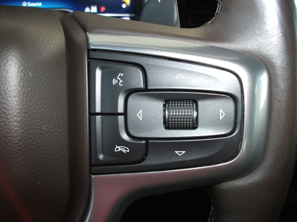 Chevrolet Silverado 1500 LTZ Crew Cab 4WD 2022