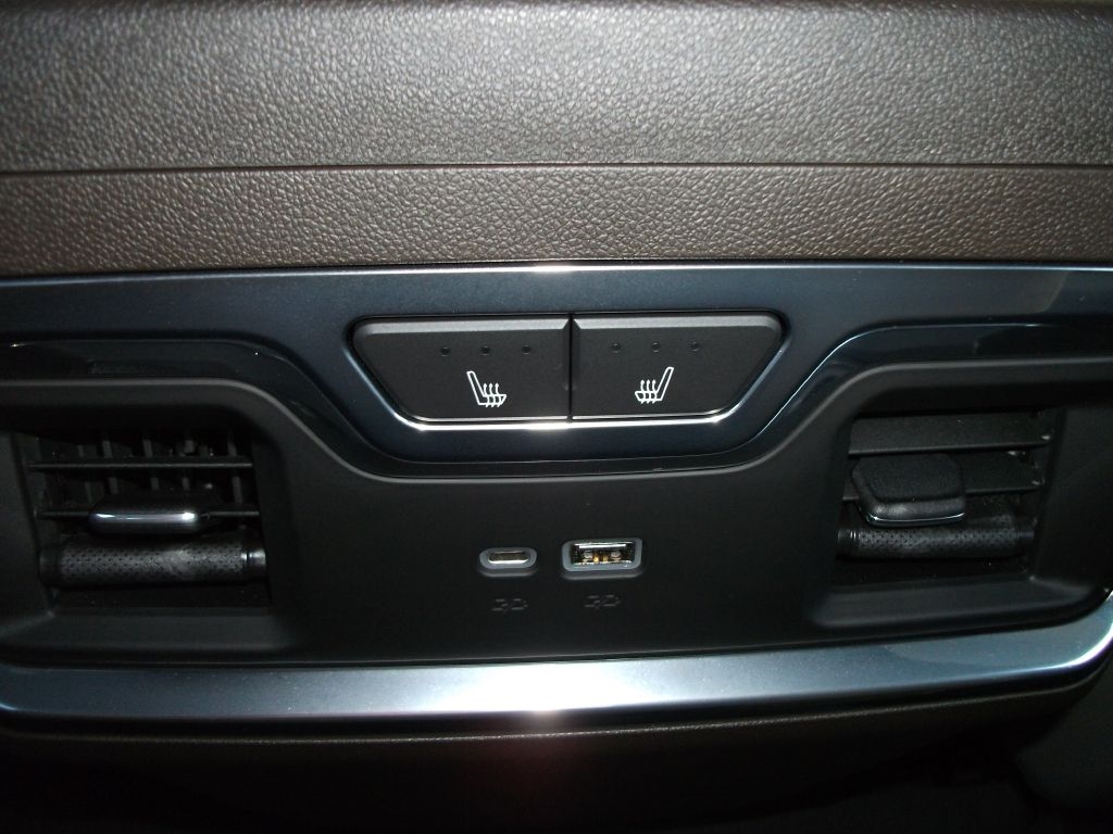 Chevrolet Silverado 1500 LTZ Crew Cab 4WD 2022