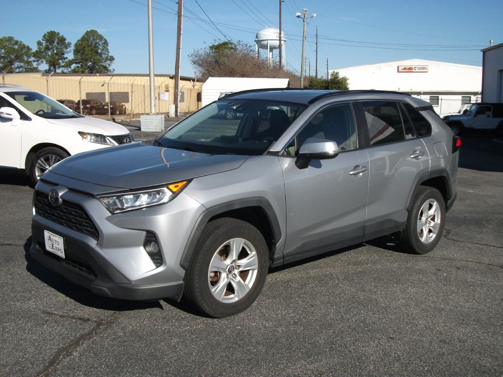 Toyota RAV4 XLE 2019