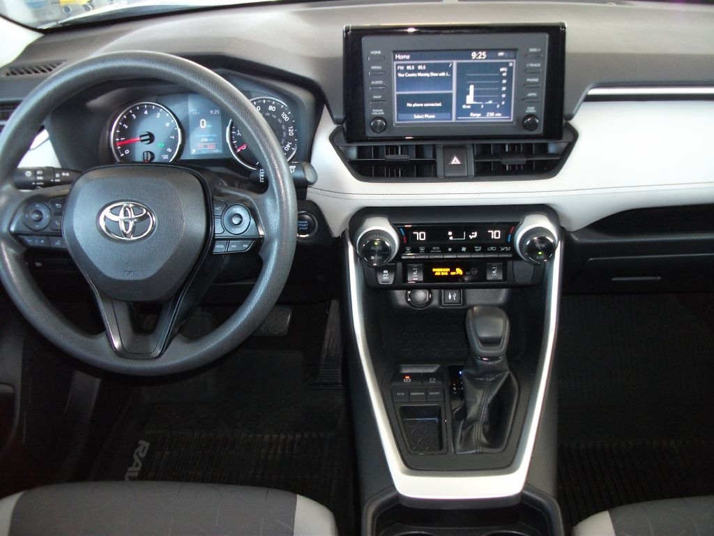 Toyota RAV4 XLE 2019