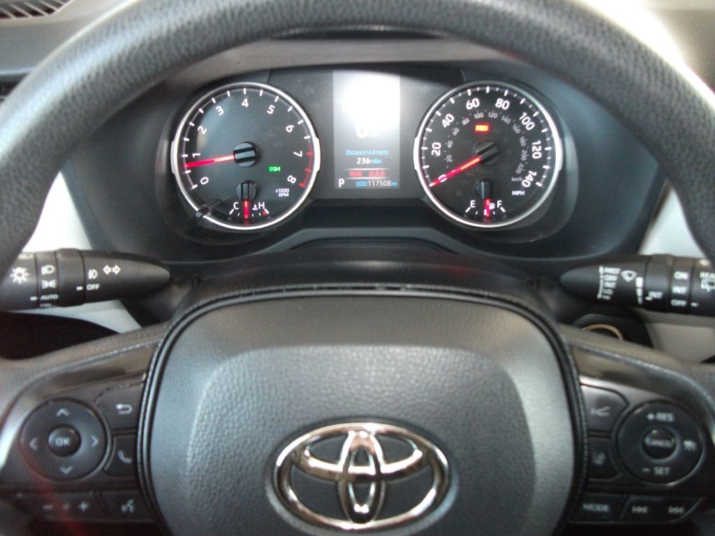 Toyota RAV4 XLE 2019