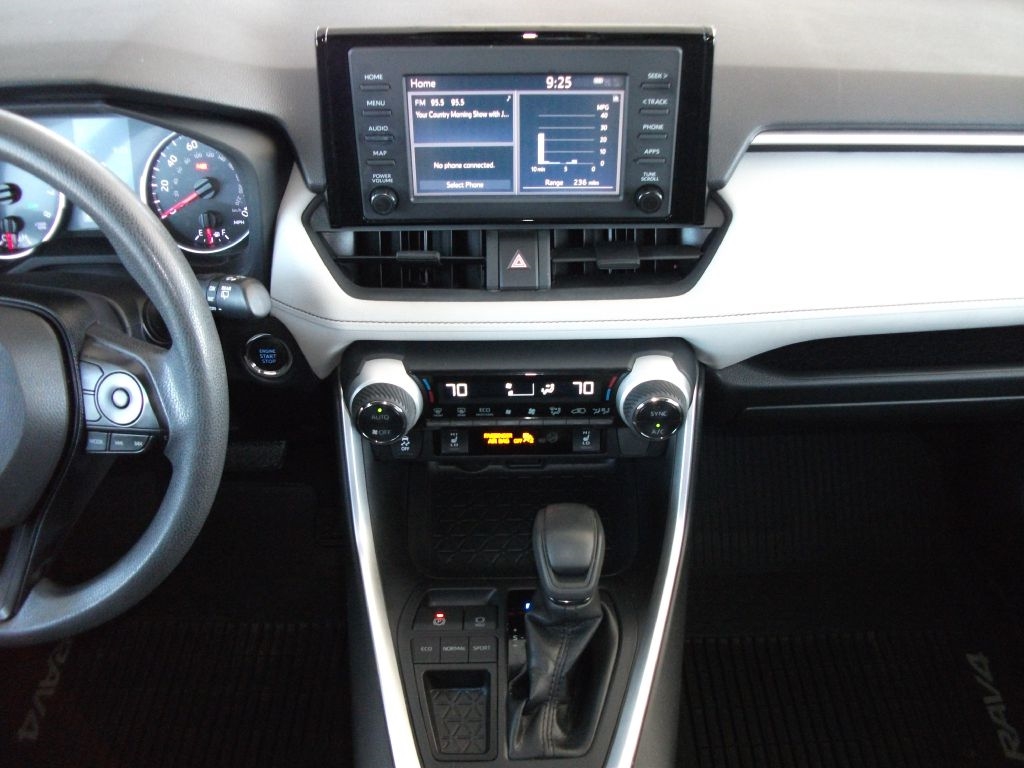 Toyota RAV4 XLE 2019