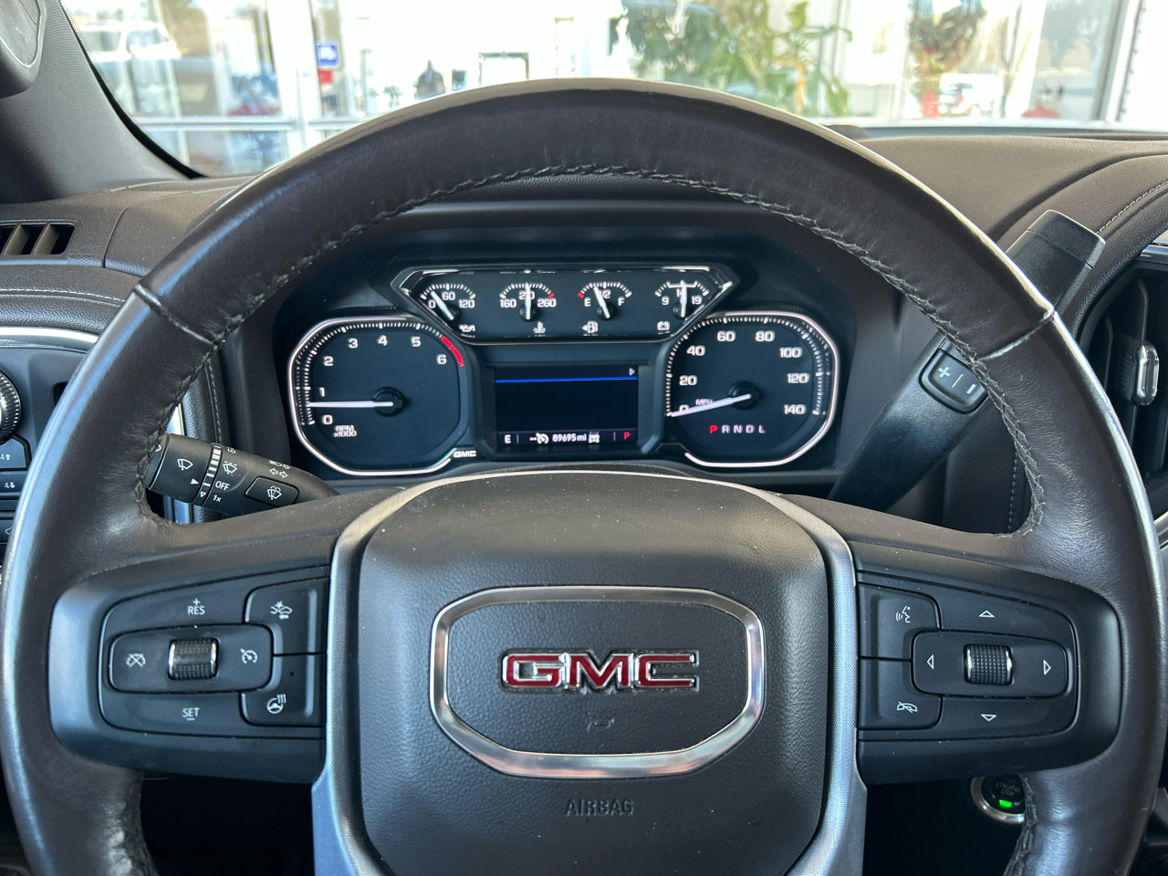 GMC Sierra 1500 Limited SLT Crew Cab Short Box 4WD 2022