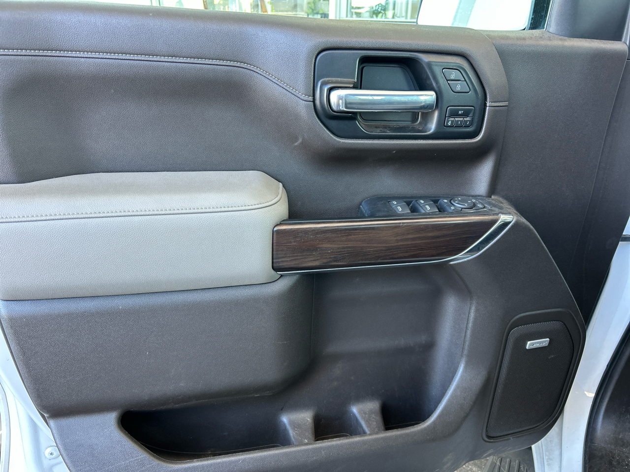 GMC Sierra 1500 Limited SLT Crew Cab Short Box 4WD 2022