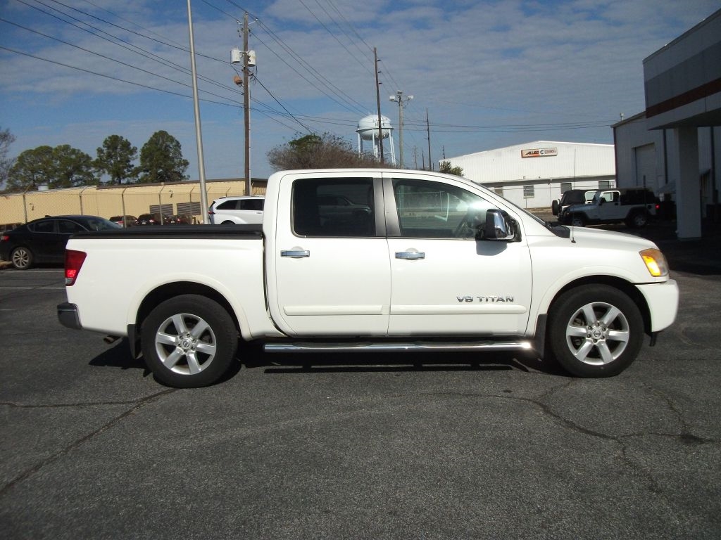 Nissan Titan SL Crew Cab 2WD 2013