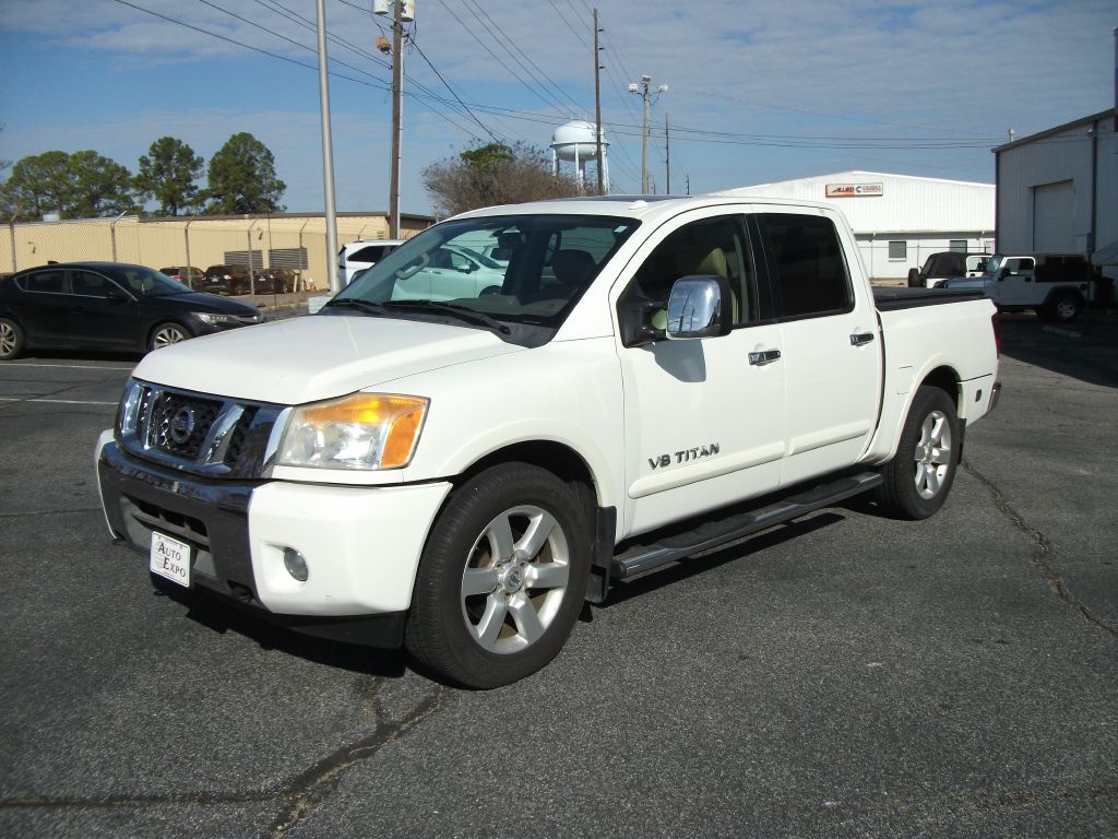 Nissan Titan SL Crew Cab 2WD 2013