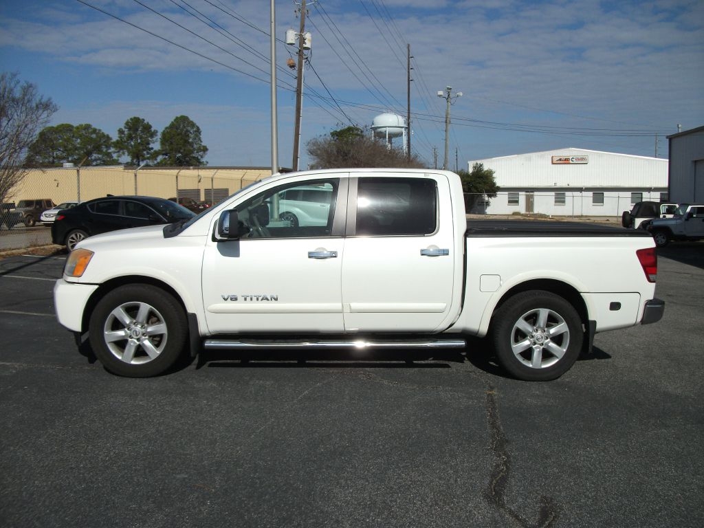 Nissan Titan SL Crew Cab 2WD 2013